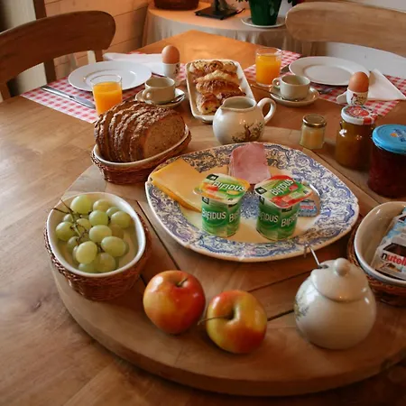 D'hotes Les Trappeurs Silence & Nature Bed & Breakfast Tenneville